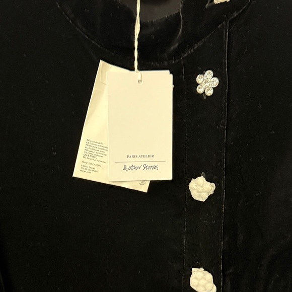 & Other Stories velvet Black Dress with floral glass buttons - Picture 2 of 14